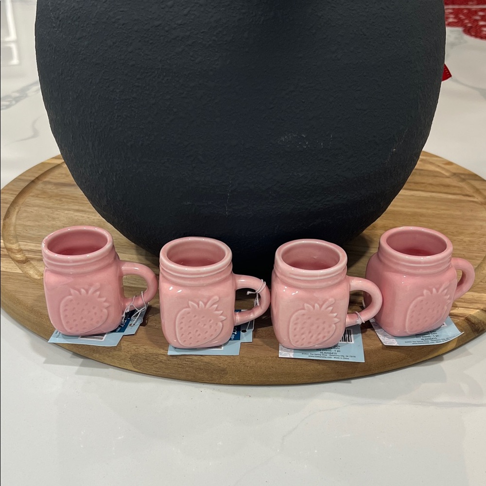 🍓Cute. Mini Mug Set.. - Picture 2 of 16